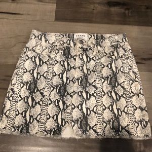Frame short jean snake skirt